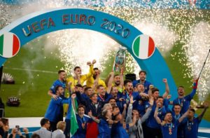 EURO 2020 şampiyonu İtalya oldu!