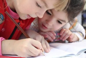 Yeni eğitim öğretim yılı ilk dönem ara tatili ve yarıyıl tatil tarihleri açıklandı!