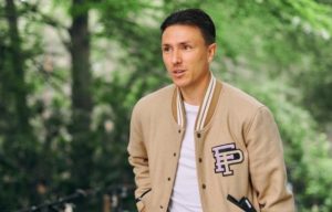 Ajax 23 numara Berghuis kim, mevkisi ne?