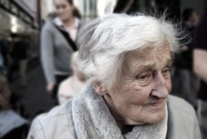 Alzheimer nedir, tedavisi, teşhisi nasıl yapılır? Alzheimer neden olur?
