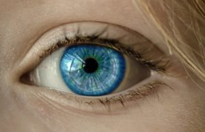 Katarakt hastalığı için dijital navigasyon