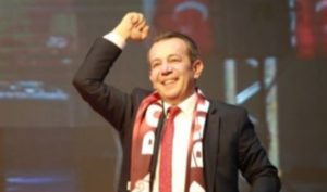 Tanju Özcan kimdir, Tanju Özcan kaç yaşında, aslen nereli?