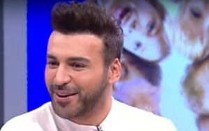 Emre Kaya kimdir? Emre Kaya hayatı ve biyografisi! Emre Kaya kaç yaşında, nereli?