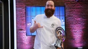 MasterChef Türkiye şampiyonu Eren oldu!