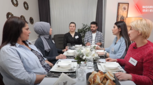 En Hamarat Benim Sevgi kimdir? En Hamarat Benim Sevgi kaç yaşında, nereli, mesleği ne?