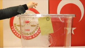 Son anket: AK Parti ve CHP arasında fark 11 puan